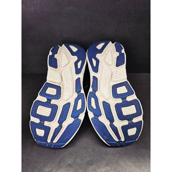 Hoka Women 7.5 Comfy footwear - Picture 6 of 8